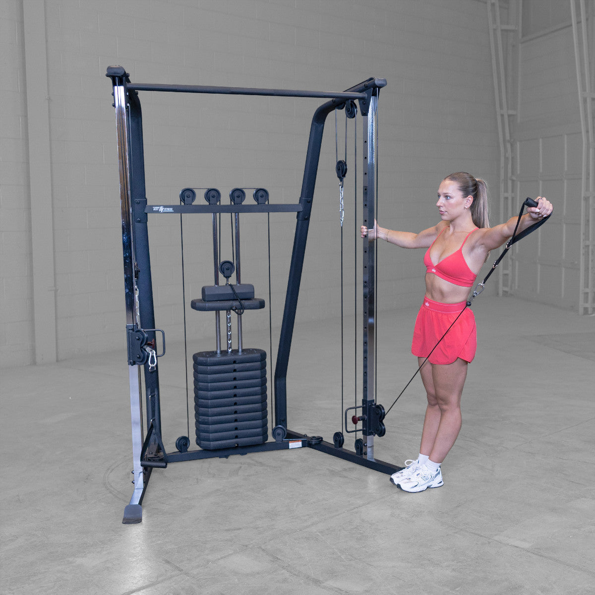 Best Fitness BFFT10B Functional Trainer girl exercising