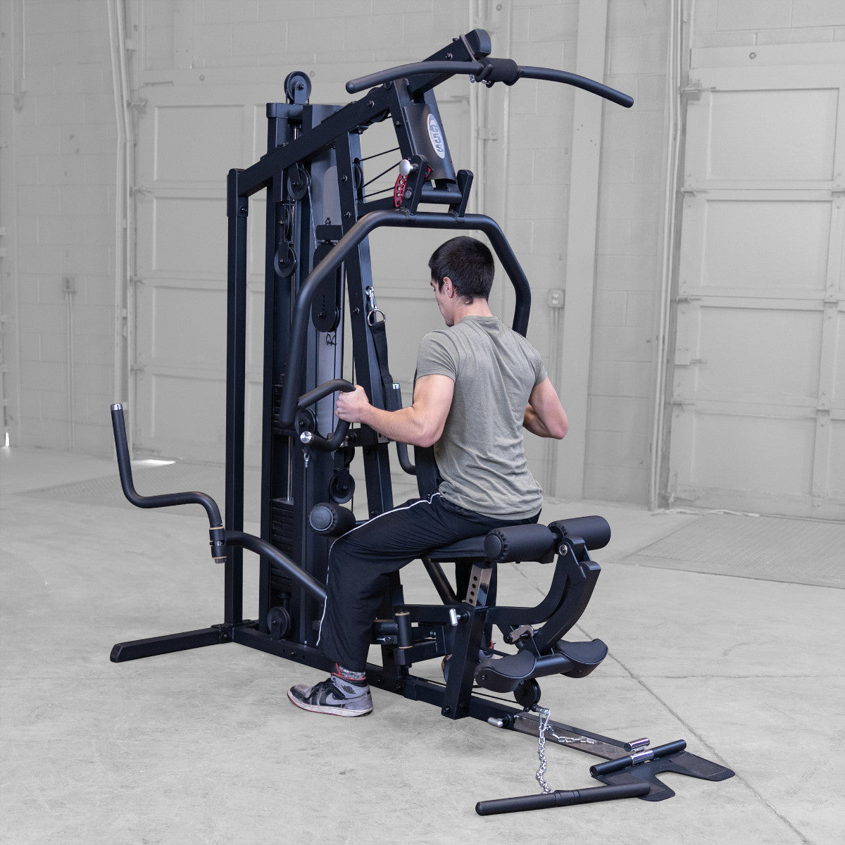 Body-Solid G5B Multi-Station Gym exercise