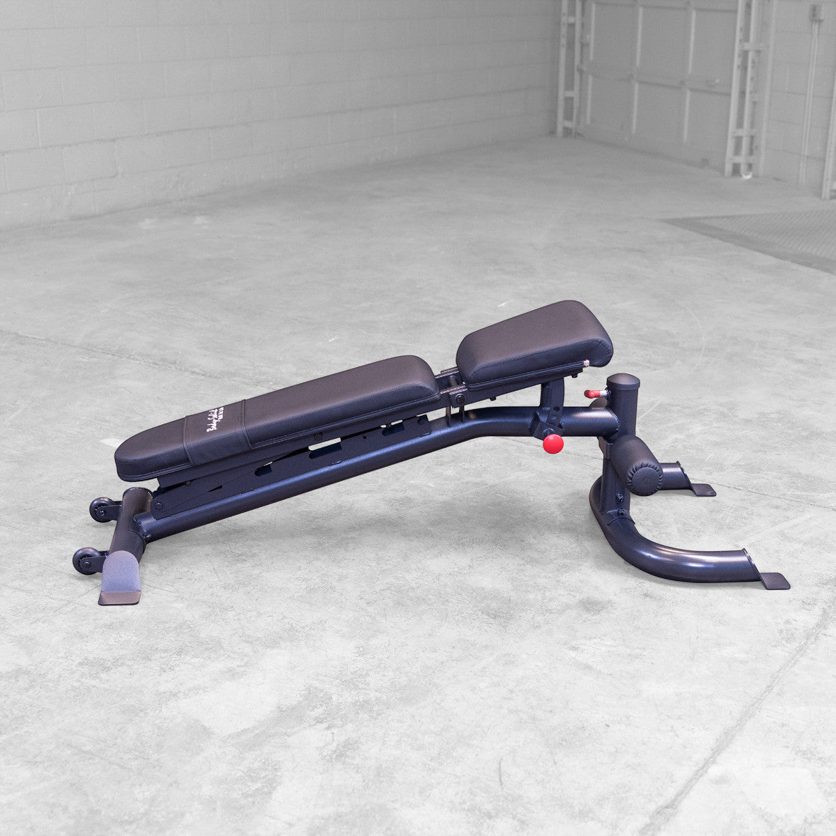 Body-Solid GFID100B Flat Incline Decline Bench decline position
