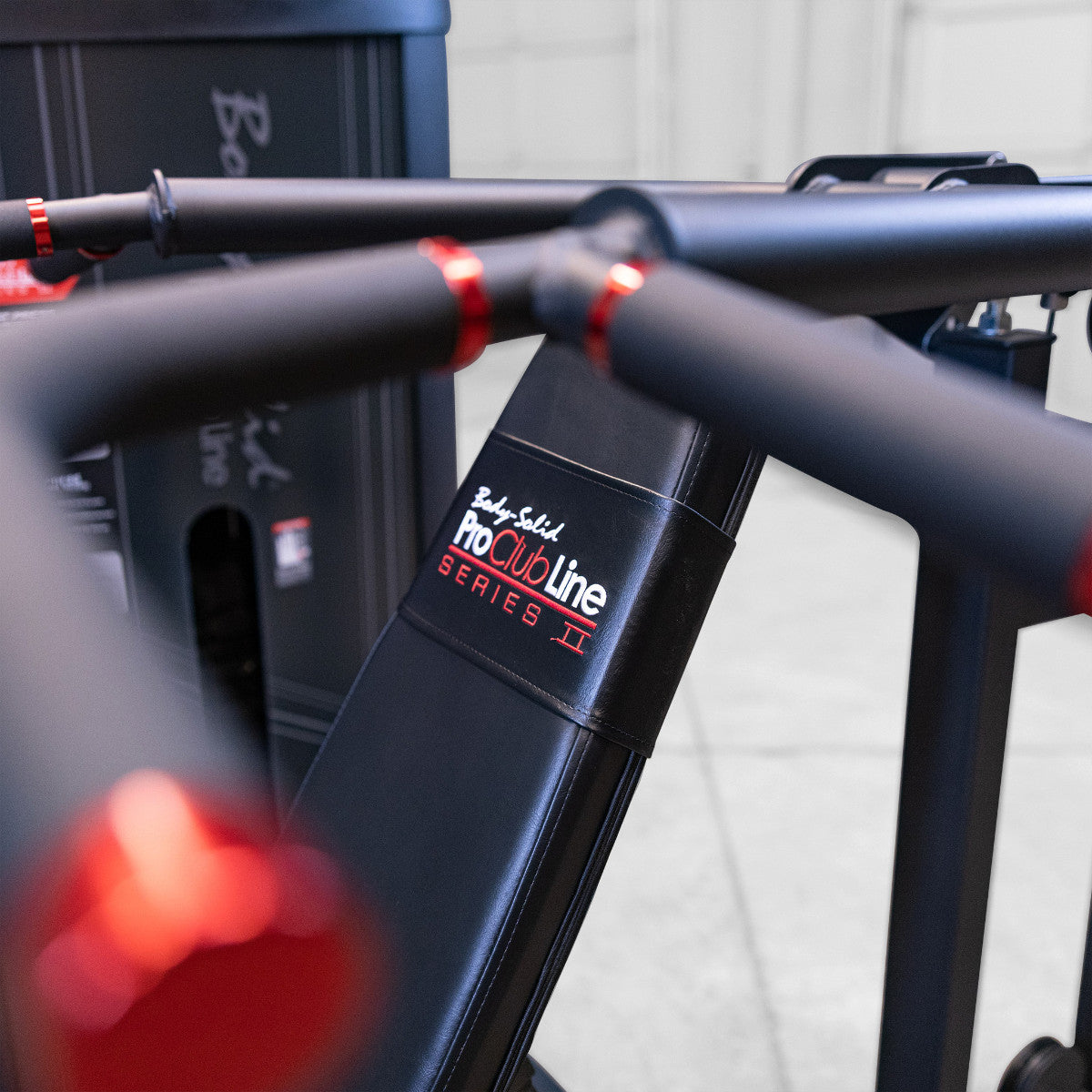 Body-Solid S2MPX Pro ClubLine Series 2 Flat, Incline, & Shoulder Press Machine closeup