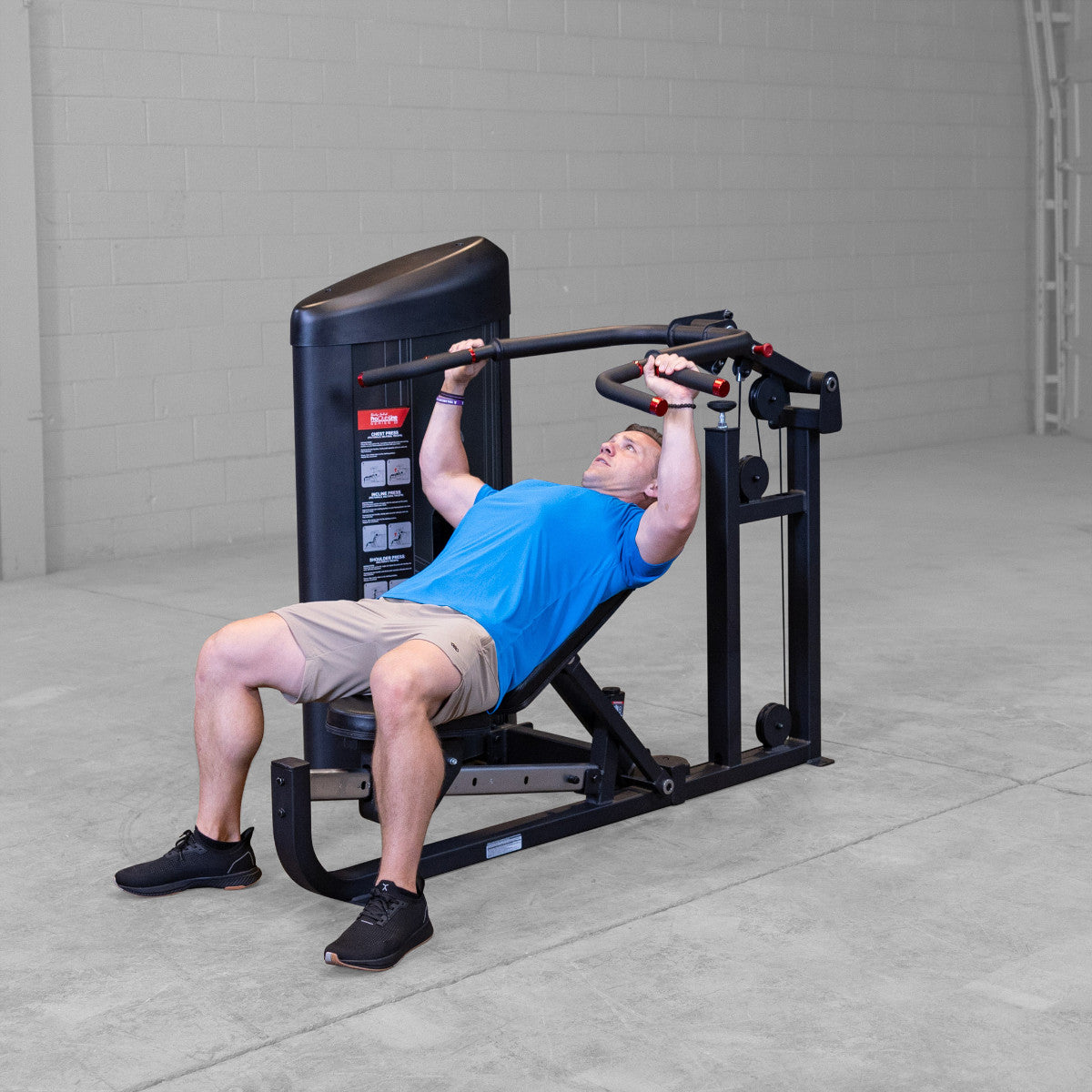 Body-Solid S2MPX Pro ClubLine Series 2 Flat, Incline, & Shoulder Press Machine man working out