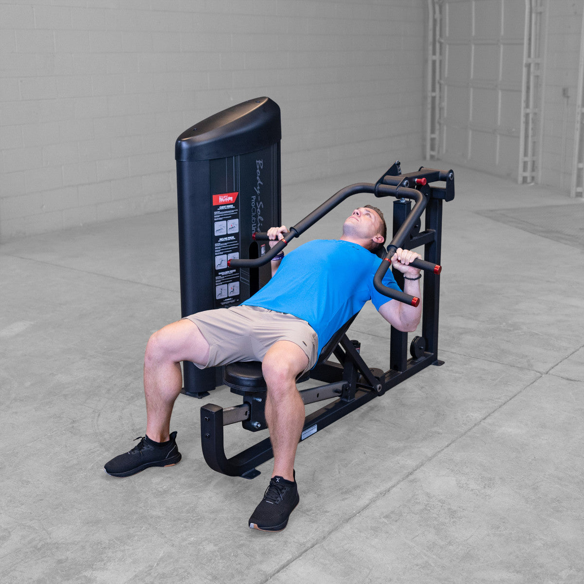 Body-Solid S2MPX Pro ClubLine Series 2 Flat, Incline, & Shoulder Press Machine man exercising