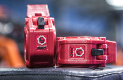 Lock-Jaw Pro 2 Barbell Olympic Collars Red close-up - (1 pair)