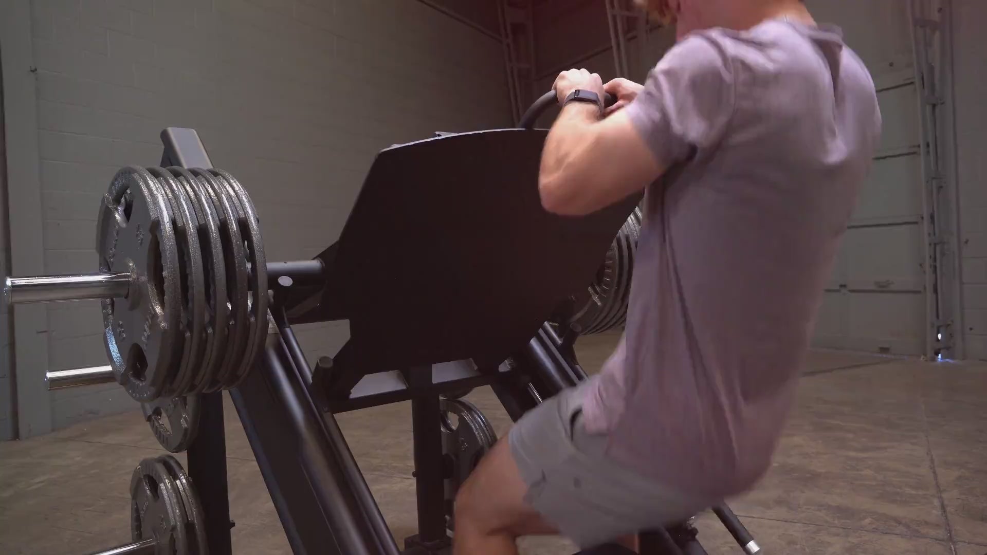 Body-Solid Pro Clubline SGLP500 Leg Press video